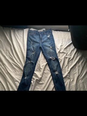 Hollister Ripped Dark Blue Skinny Jeans